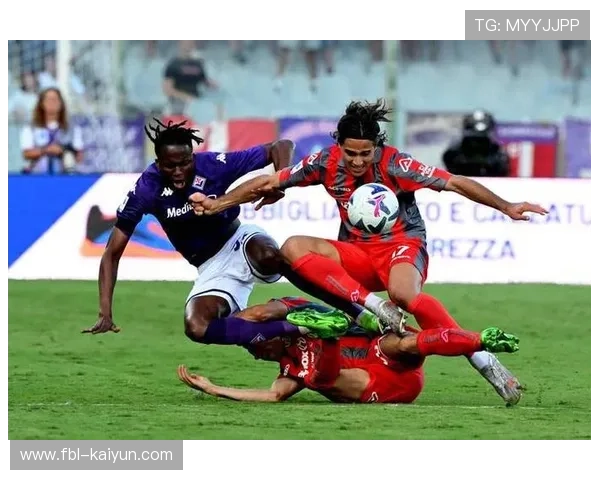 佛罗伦萨球迷组织计划静坐,抗议球队战绩