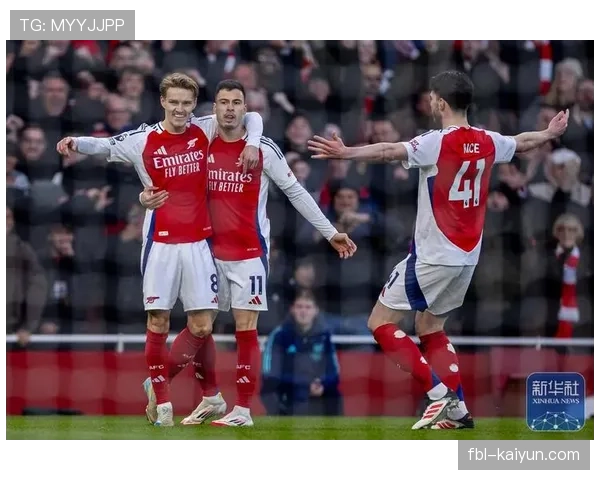 阿森纳1-0客胜曼城，萨利巴头球制胜，枪手赢下天王山之战。